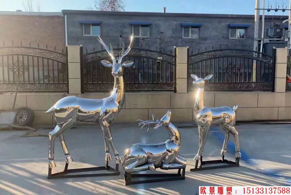 不锈钢镜面圆雕小鹿雕塑 304材质锻造工艺2